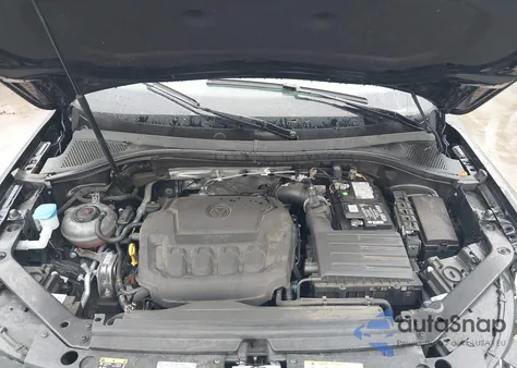 2022 Volkswagen Tiguan 2.0T Se R-Line Black из США, поврежденный, VIN 3VVCB7AX6NM133766